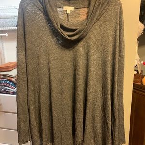Loose thin sweater